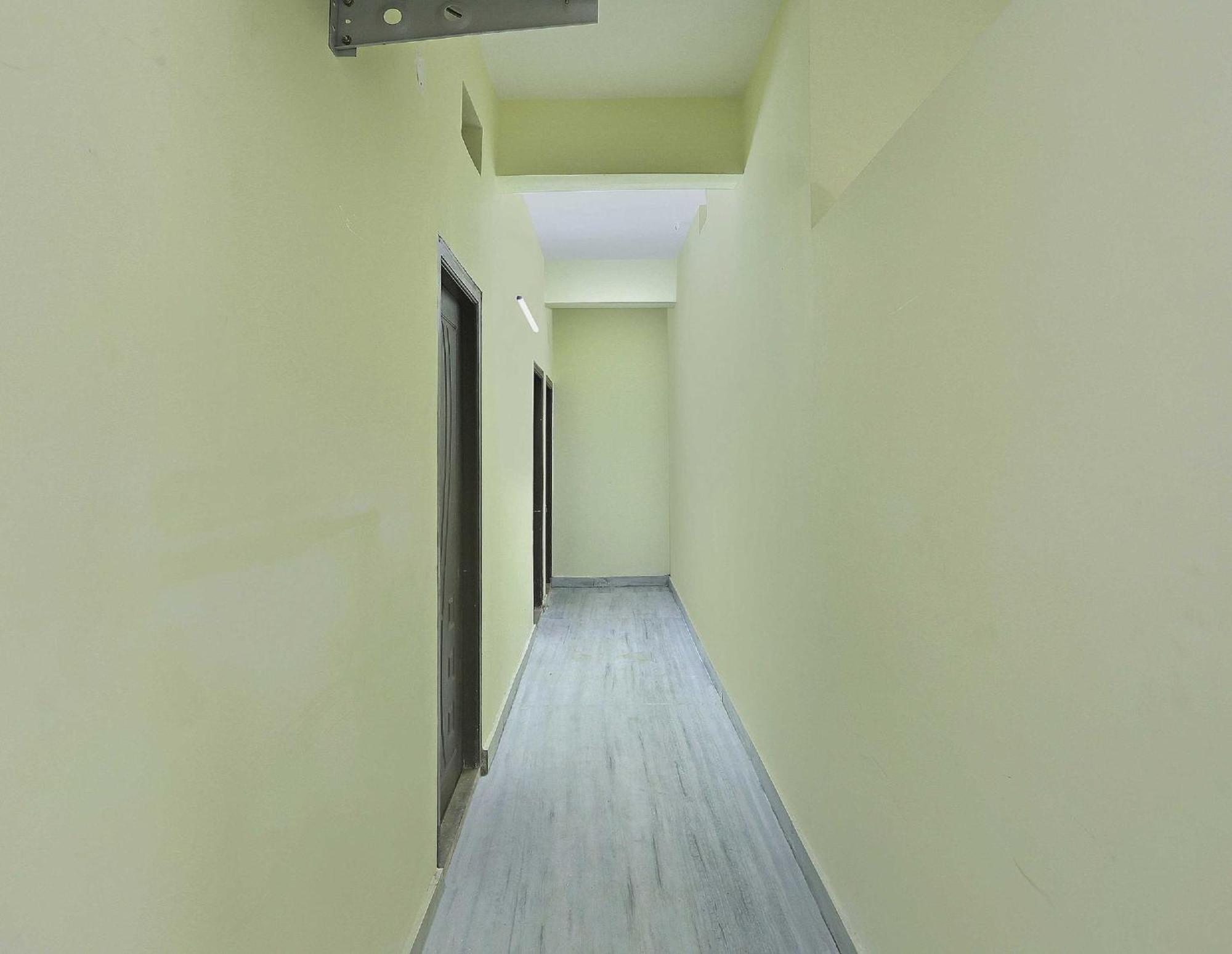 Hotel O Sruan Inn Hyderabad Exterior photo